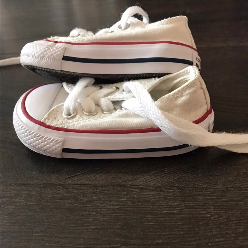 Converse - Picture 2 of 2